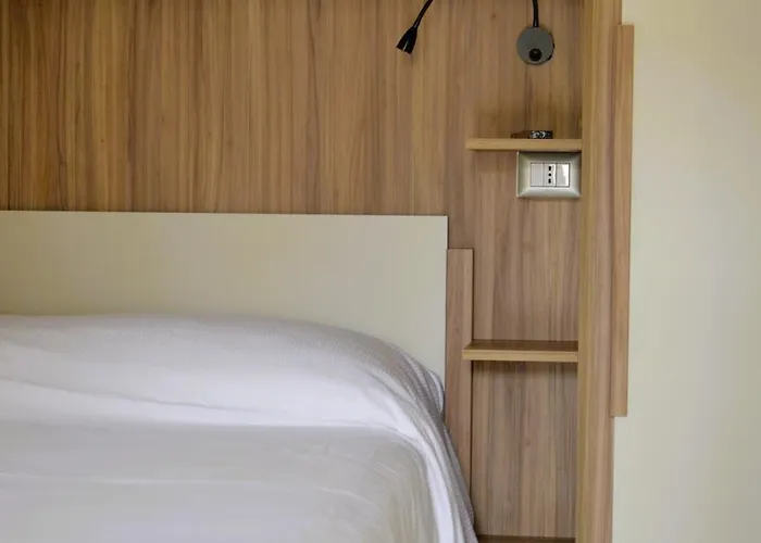 Apartament Aurora Tor Vergata-metro C Rzym