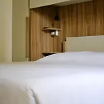 Aurora Tor Vergata-metro C Torrenova, Free Parking And Wifi Apartment