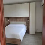 Apartment Aurora Tor Vergata-metro C Torrenova, Free Parking And Wifi
