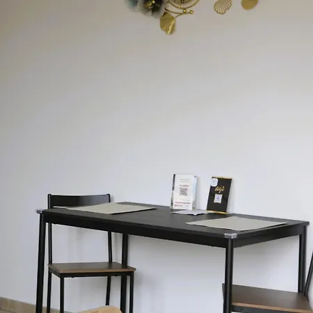 Appartement Aurora Tor Vergata-metro C Torrenova, Free Parking And Wifi