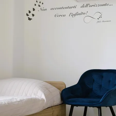 Aurora Tor Vergata-metro C Torrenova, Free Parking And Wifi Appartement