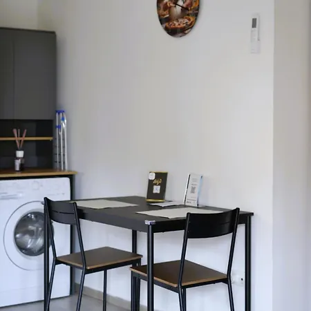 Appartement Aurora Tor Vergata-metro C Torrenova, Free Parking And Wifi Rome