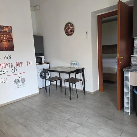 Appartement Aurora Tor Vergata-metro C Torrenova, Free Parking And Wifi Rome