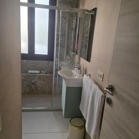 Aurora Tor Vergata,free Gated Private Parking