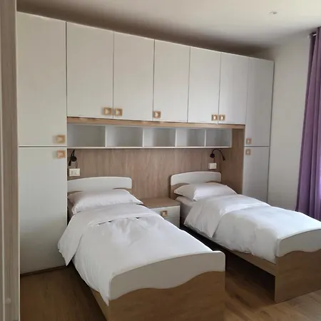 Aurora Tor Vergata,free Gated Private Parking Appartamento *