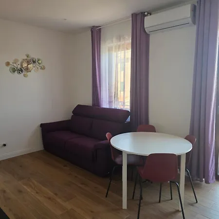 Aurora Tor Vergata,free Gated Private Parking *
